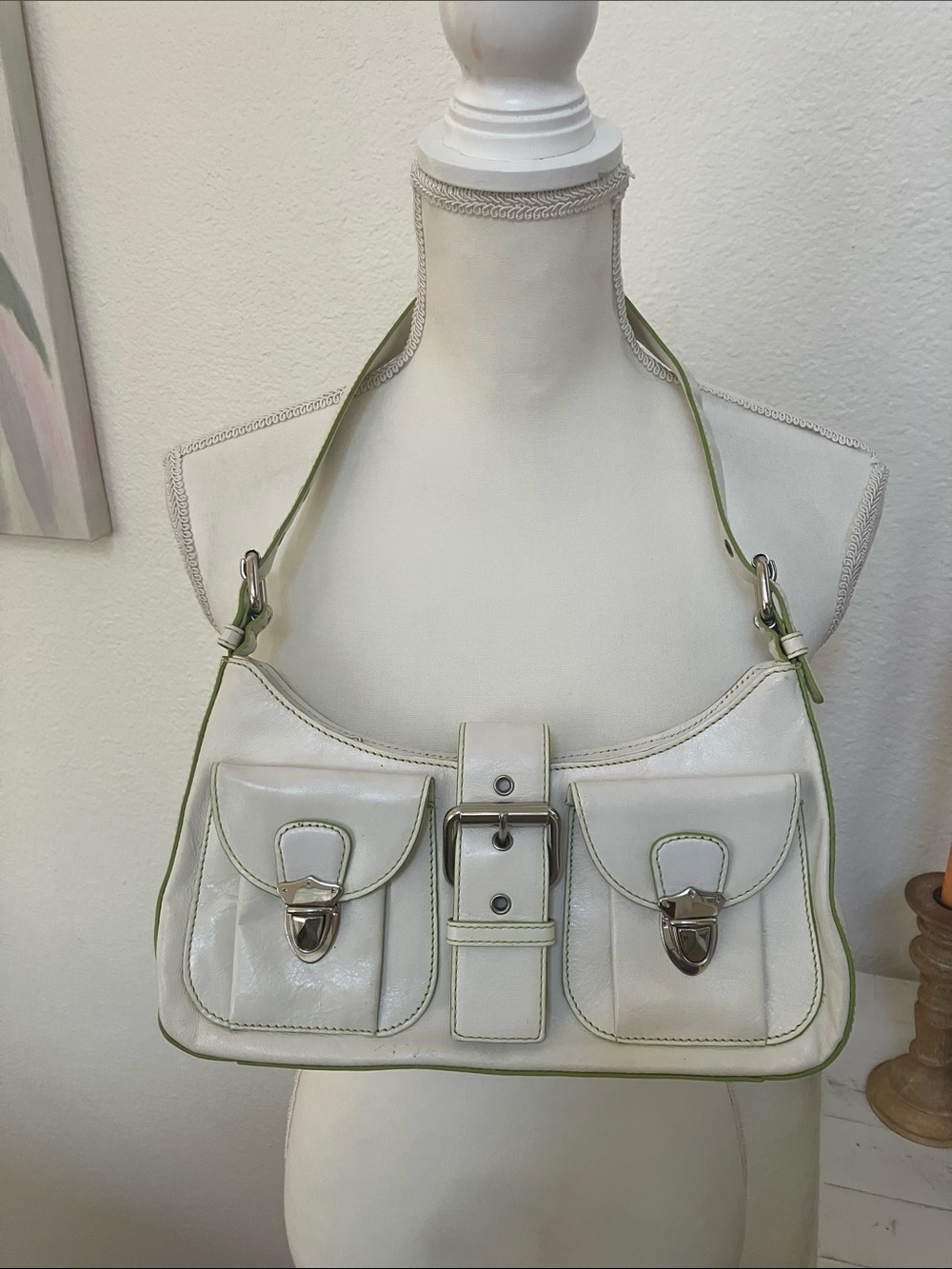 Y2k Hype White Leather Shoulder Bag with Green Trim and Front Buckle